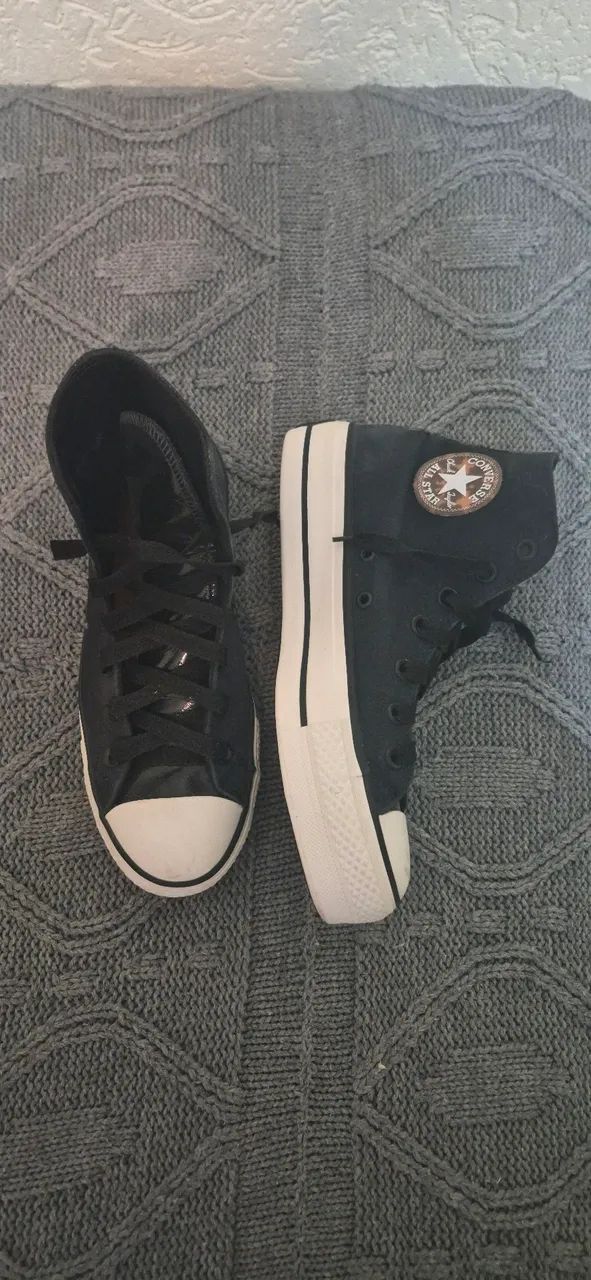 Tênis cano medio converse 