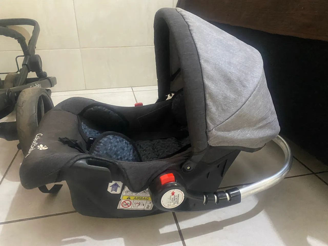 Carrinho de bebê Moisés com bebê conforto  - Foto 5