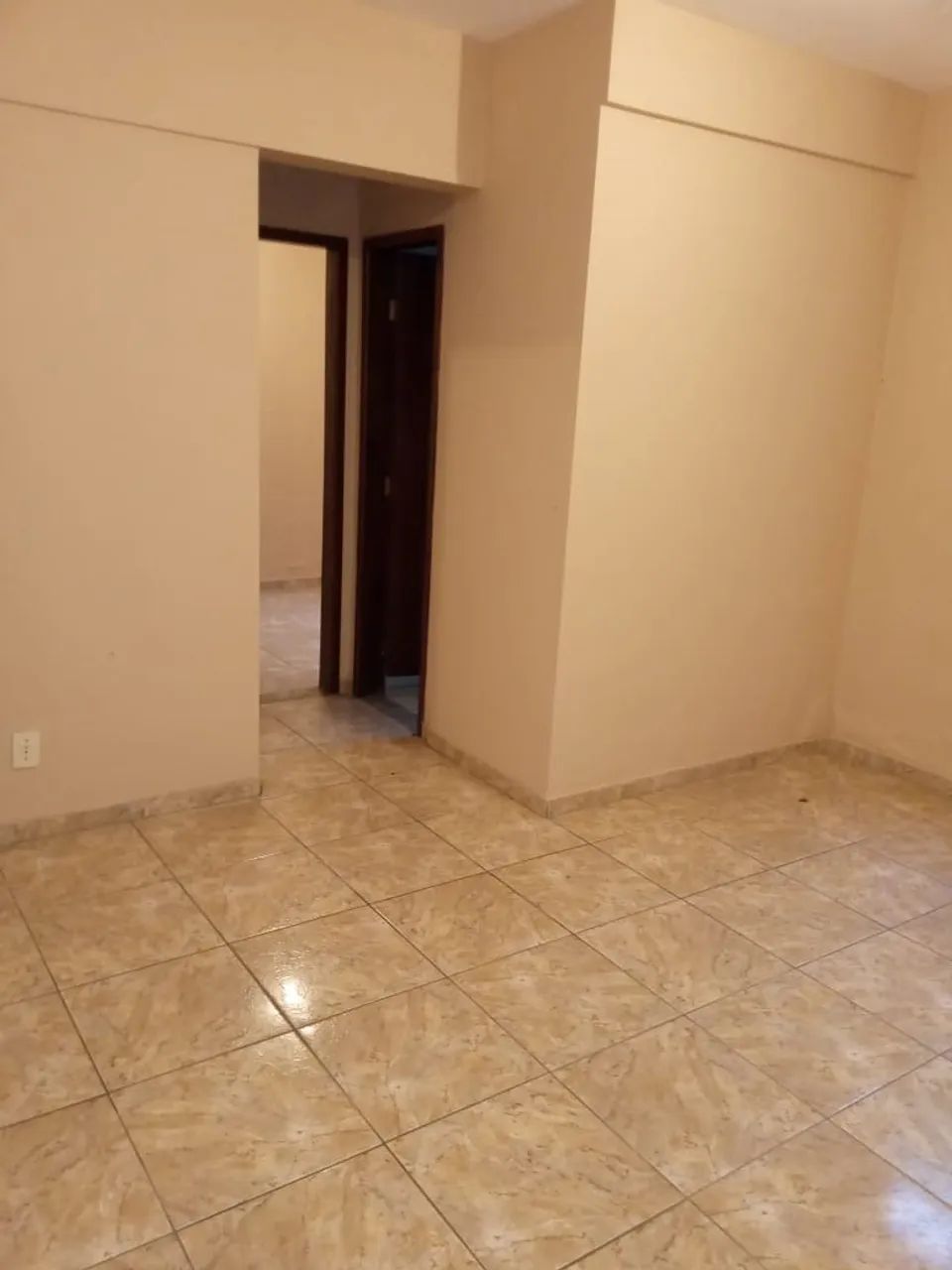 APARTAMENTO COM ÁREA PRIVATIVA PARA LOCAÇÃO ! - Foto 5