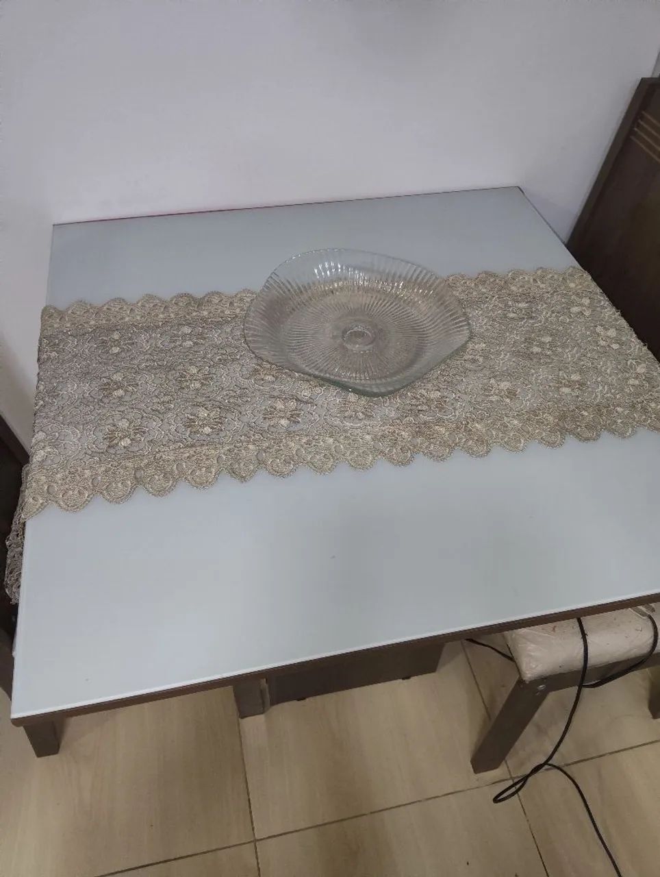 Mesa quadrada com tampo de vidro  - Foto 2