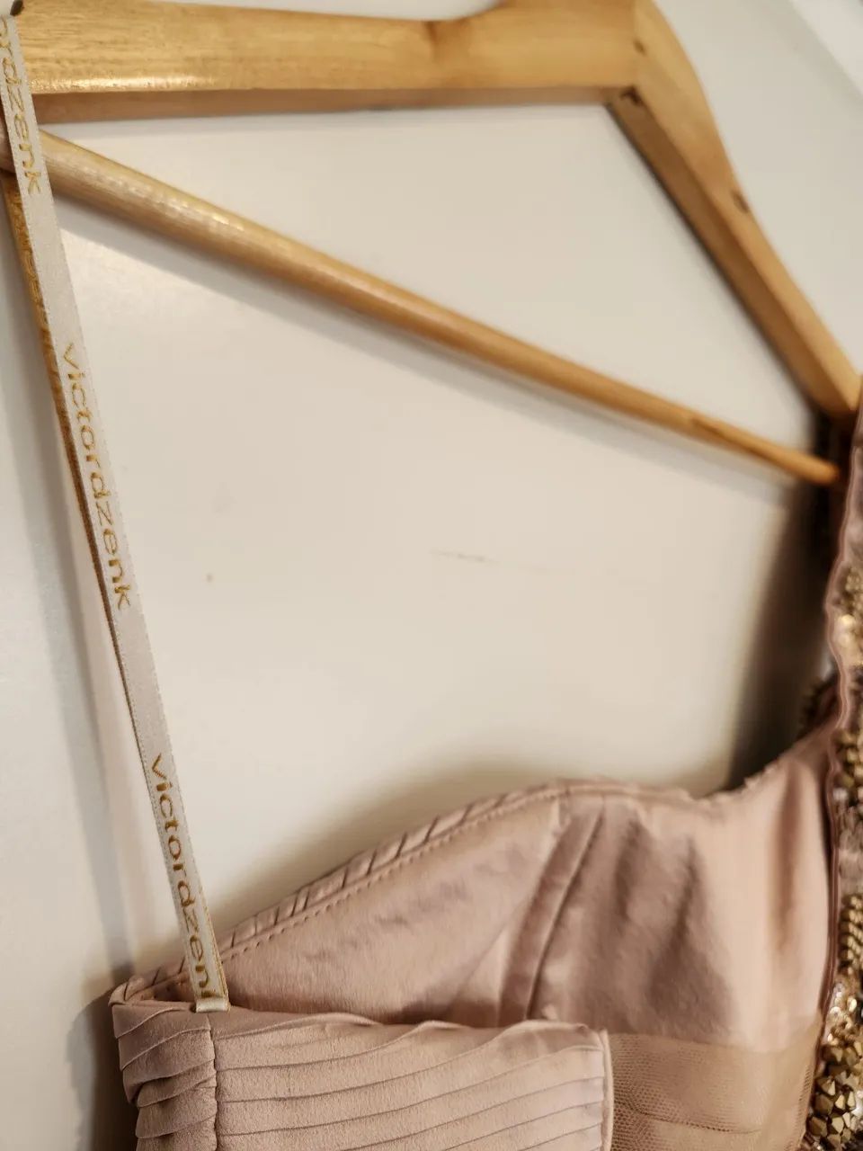 Vestido longo em cetim Victor Dzenk - Foto 5