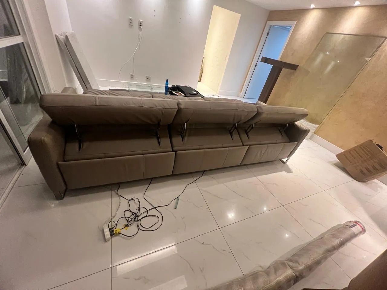 Sofá Natuzzi elétrico em couro.  - Foto 3