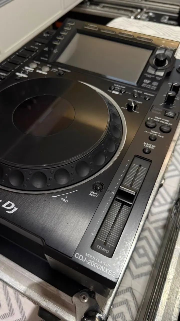 CDJS 2000 Nexus 2 