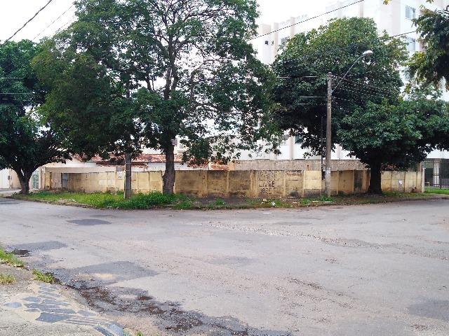 Lote Sudoeste Goiânia, esquina 557m2, com gabarito