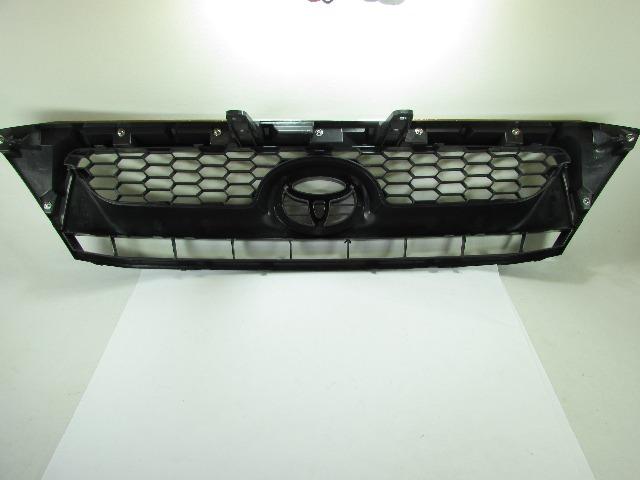 Grade Radiador Cinza Com Friso Cromado Hilux 2009 2010 2011 - Foto 4