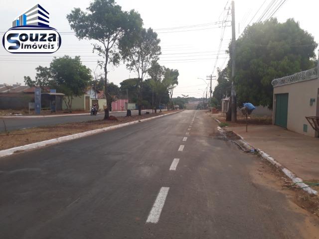 Lote na avenida comercial setor Jardim Marista Trindade