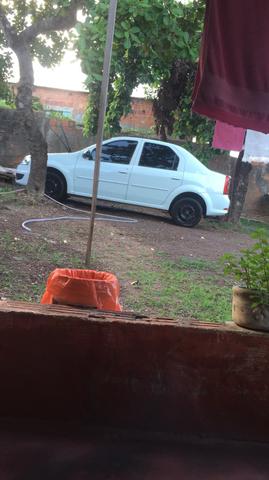 Vendo ou troco Logan 1.6