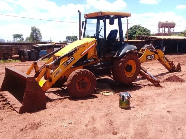 Retroescavadeira Jcb 3c 4x4