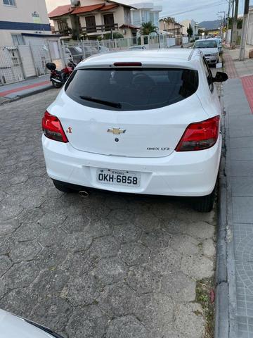 Vendo Onix 2015 Automático Lindo - Foto 4
