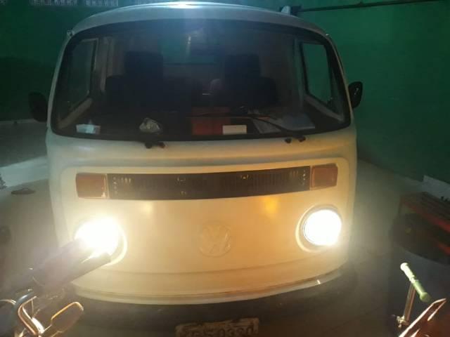 Kombi furgão 1989 top toda reformada,motor novo, setor direção novo,cambio zero revisado. - Foto 18