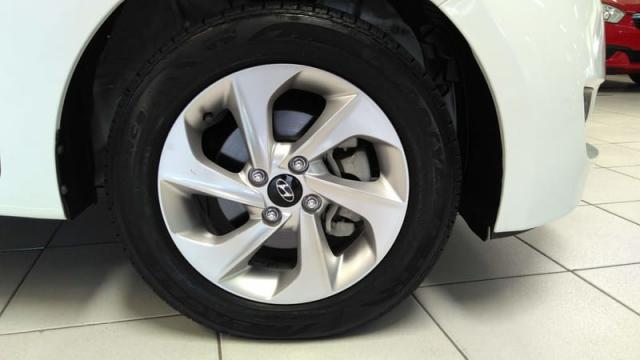 HYUNDAI HB20 PREMIUM 1.6 FLEX 16V AUT. 2016 - Foto 8