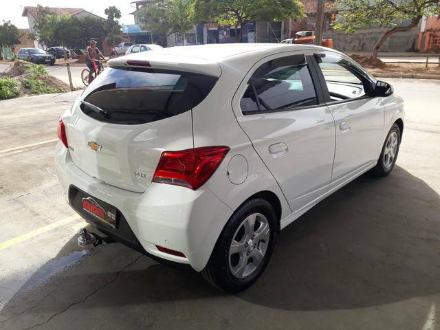 Chevrolet Onix LT 1.4 Flex Completo 2019 - Foto 3