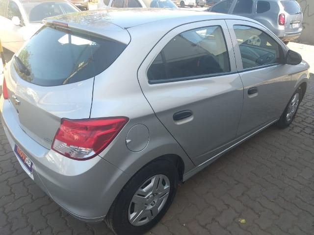 Onix joy 2018/2018 1.0 manual 48000 km rodados - Foto 6