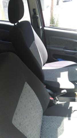 Ford Fiesta Mpi Class Hatch 8v 4p Manual KM 80.488 Única dona - Foto 13