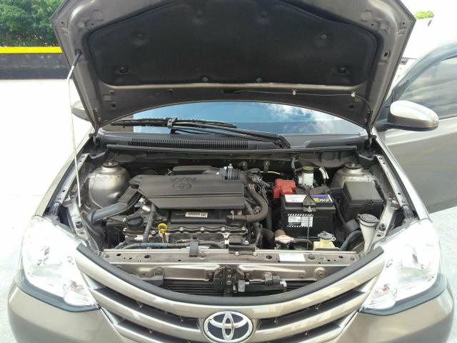 Etios sedan / 2017 / mecânico - Foto 7