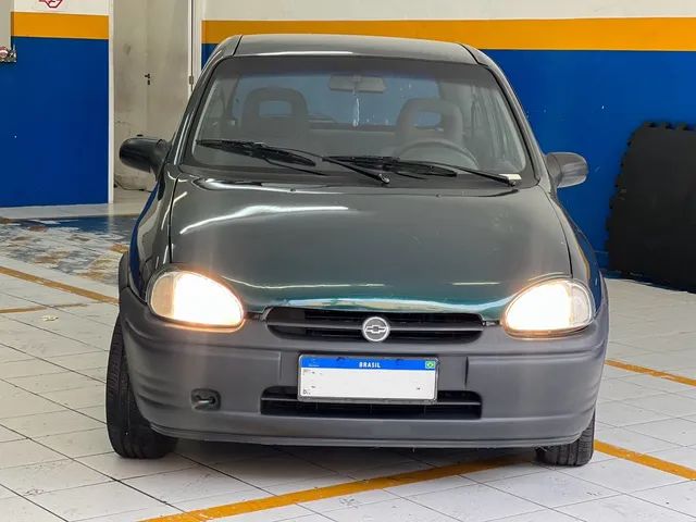 Comprar Hatch Chevrolet Corsa Hatch 1.0 Wind Cinza 1998 em Poá-SP