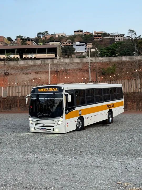 Ônibus Escolar - R$ 132.000,00 - Foto 2