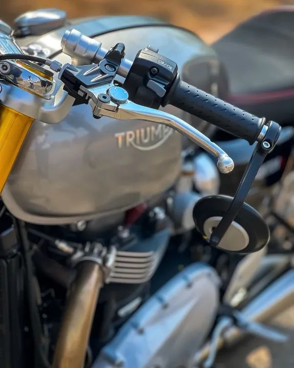 Triumph Thruxton R 2017 - Foto 3