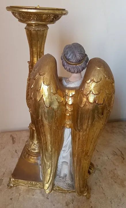 Castiçal em resina - Foto 3