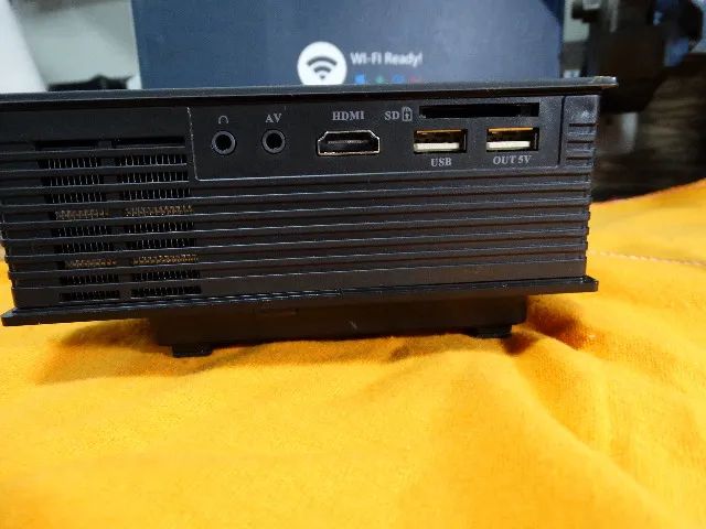 Micro Projetor Led Hd Com Wi-fi Na Embalagem Original - Foto 2