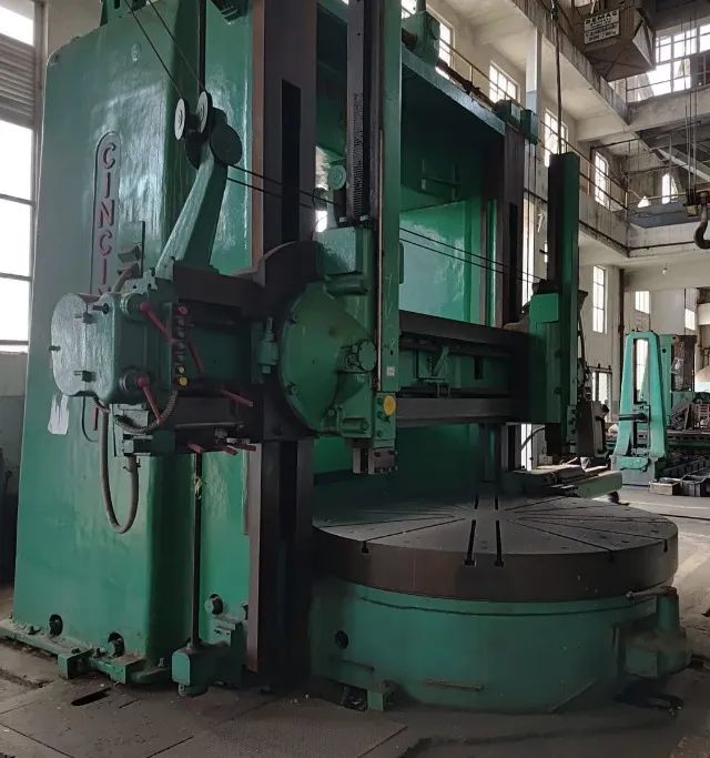 Torno Vertical Cincinnati 