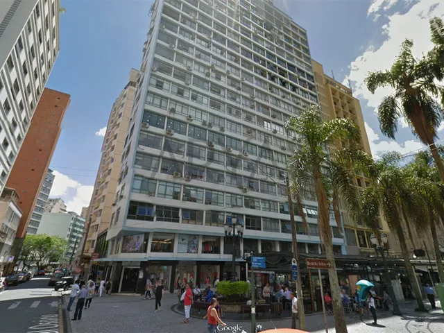 Conjunto Comercial no Centro - ARYA 1