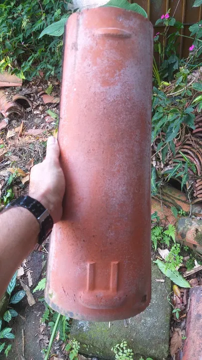 VENDO MAIS DE 800 TELHAS COLONIAIS POR 49.00
