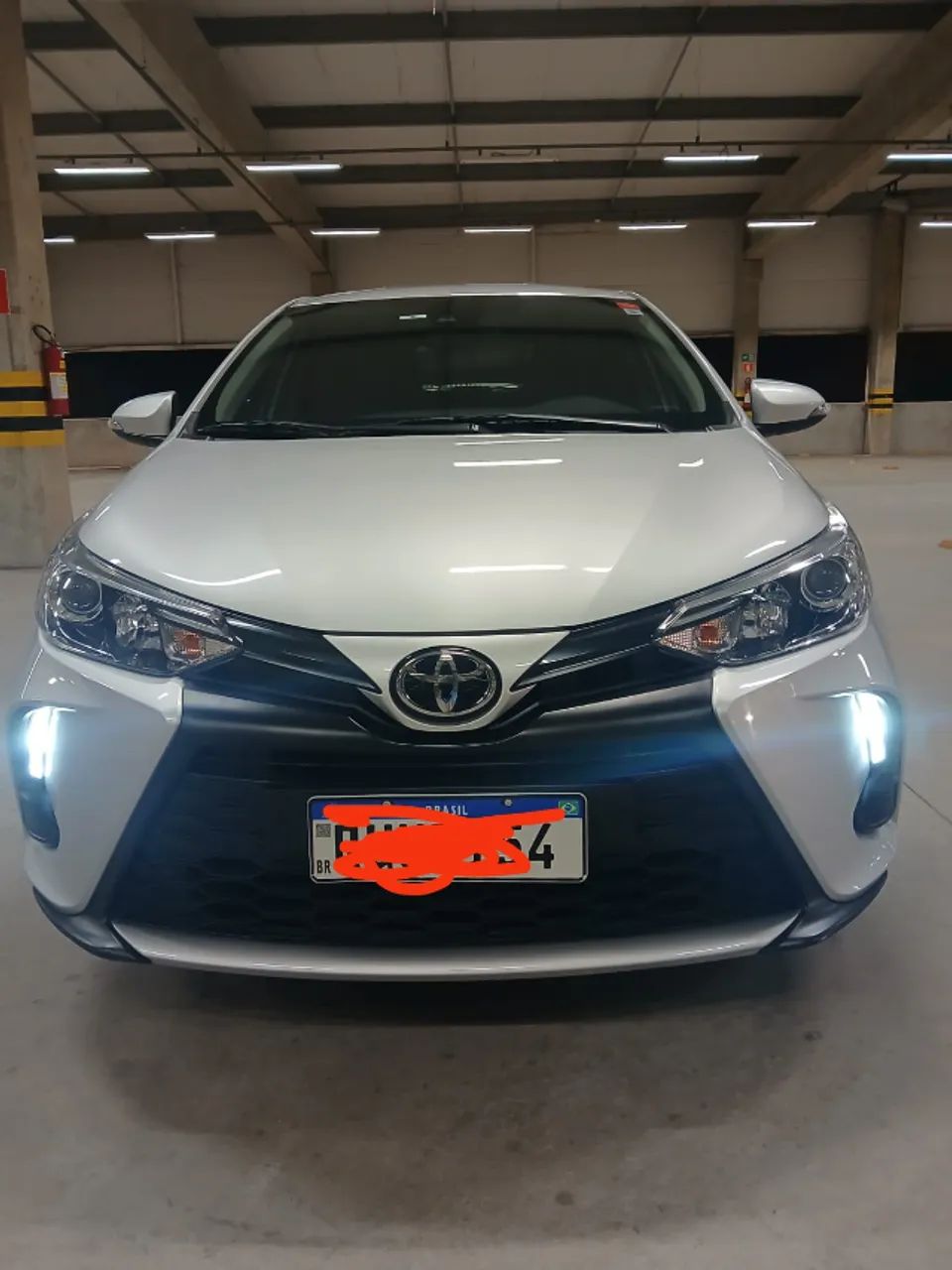 yaris 1.5 xs sedan automático 2023