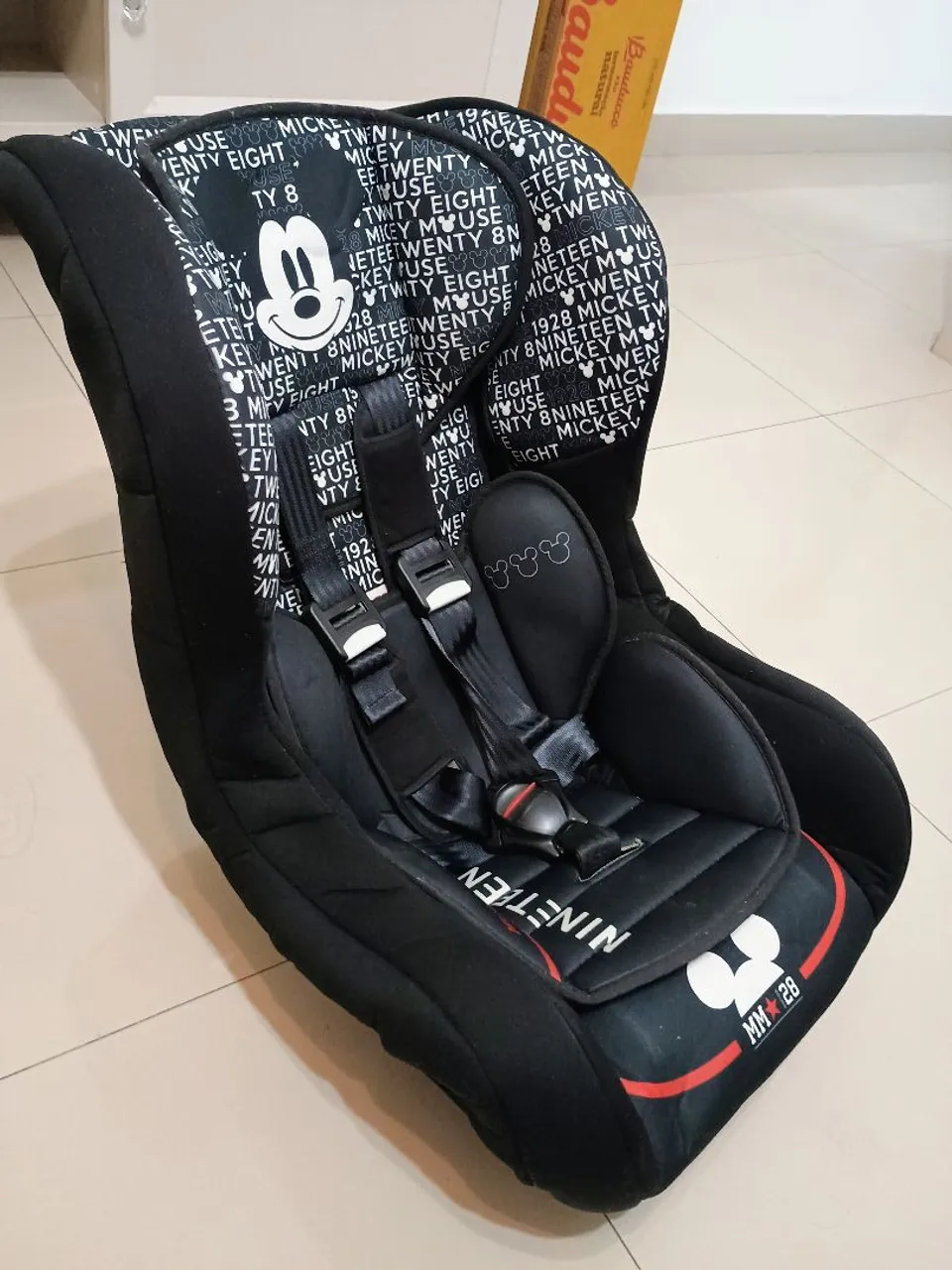 Cadeirinha de Carro Infantil Mickey Mouse