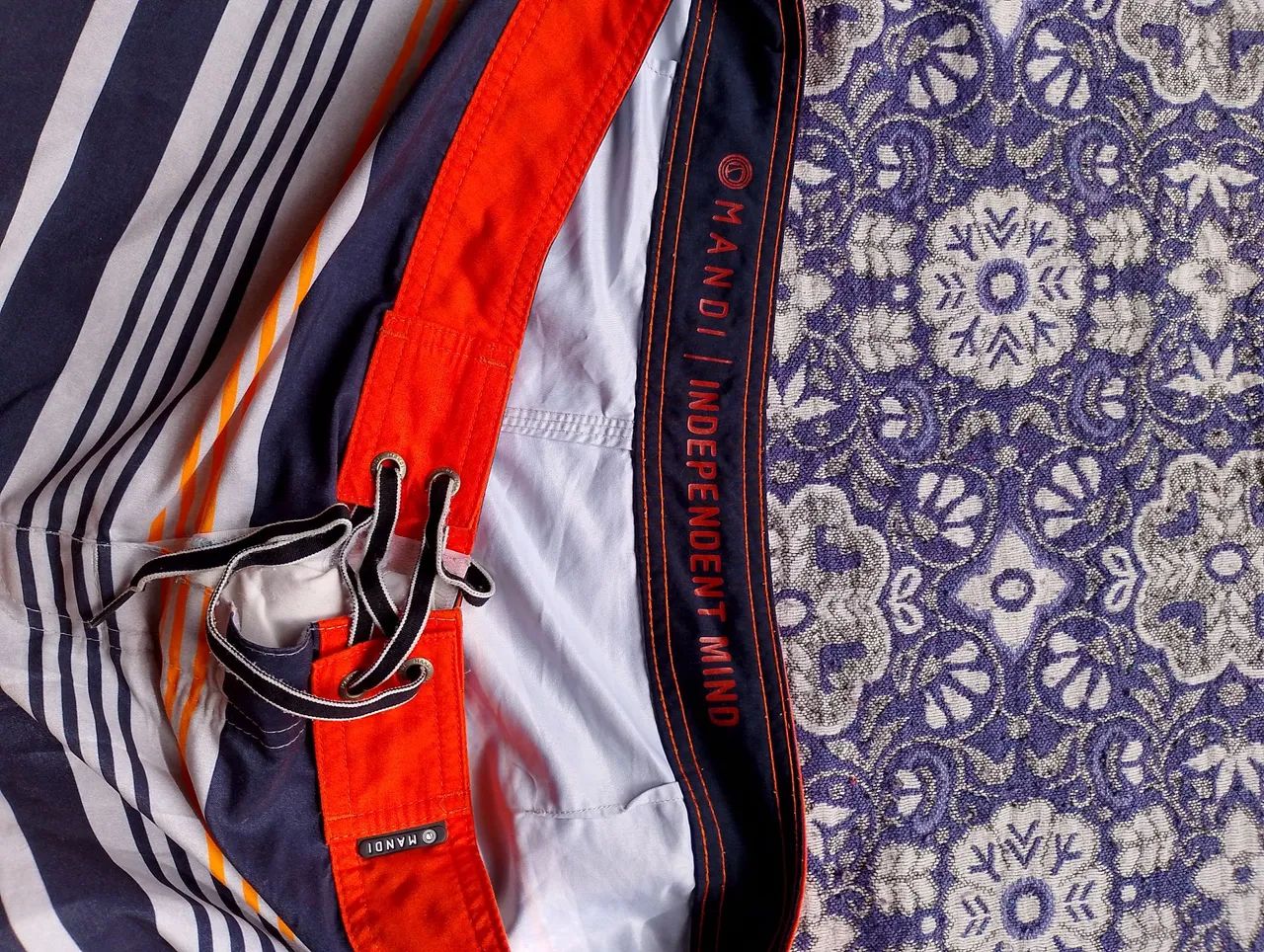 Bermuda casual colorida  - Foto 3