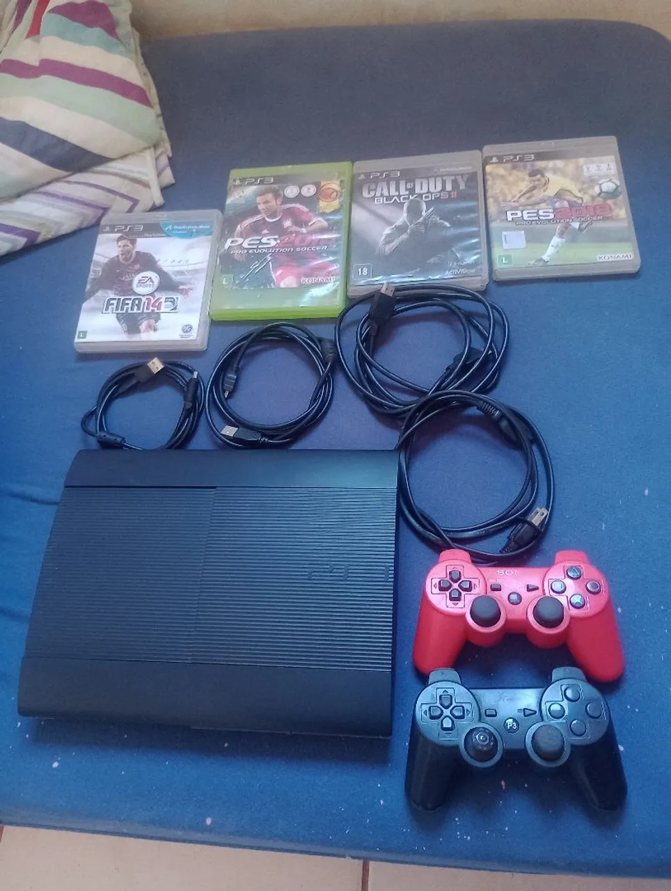 PlayStation 3 com Jogos e Controles