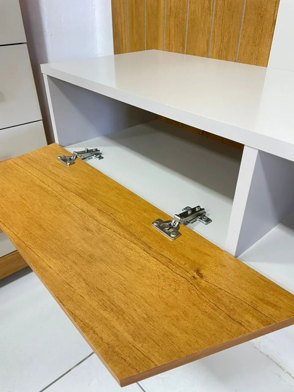 Home Supenso Santiago Detalhe Frisado S/Até 70 Polegadas Cinamomo/Off White - Em Oferta - Foto 4