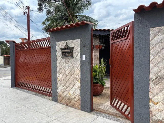 O Lar Perfeito em Itatiaia: 2 Casas com Suíte, Área Gourmet e Detalhes Planejados