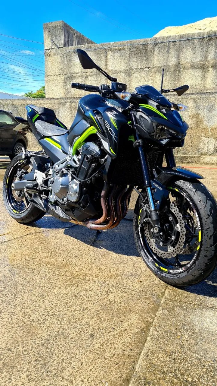 Kawasaki Z900 2020 - 19.800 KM