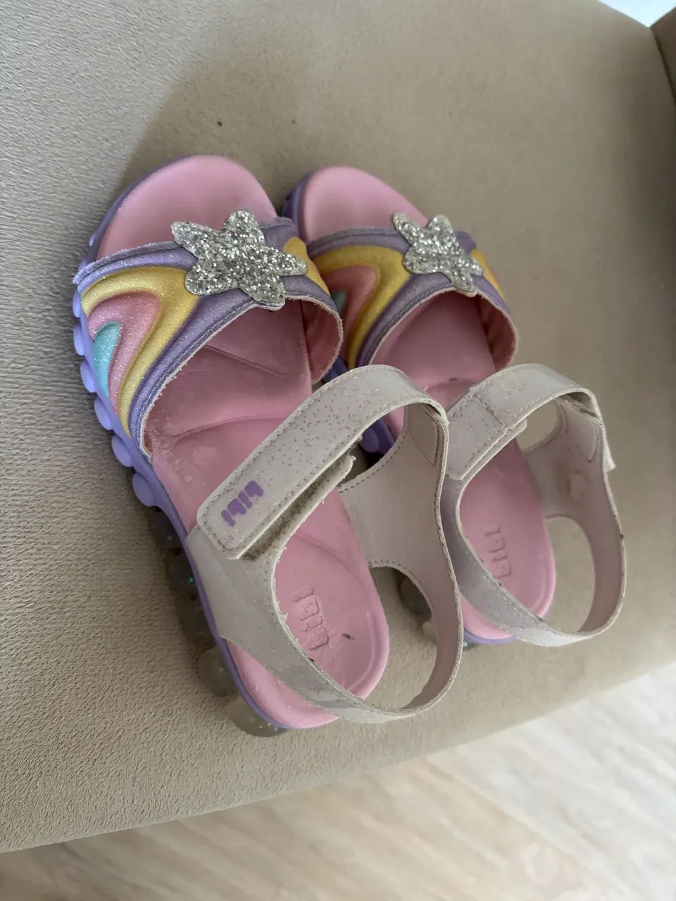 Sandália que ascende da Bibi64293481211651120