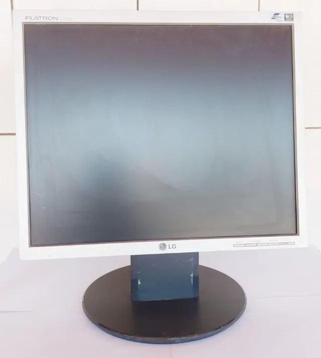 Monitor 17" LG L1750S