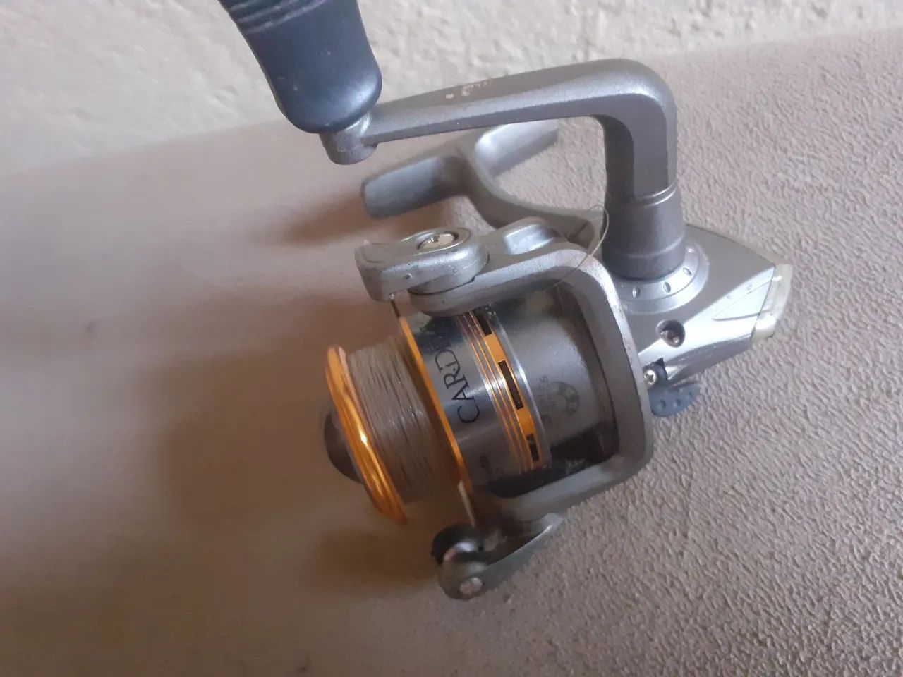 Carretilha de Pesca Card - ótima para iniciantes!