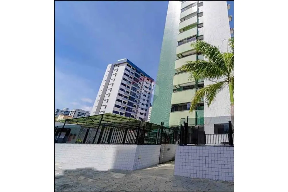 Apartamento com 2/4, sendo uma suíte e mobiliado no bairro Tirol
