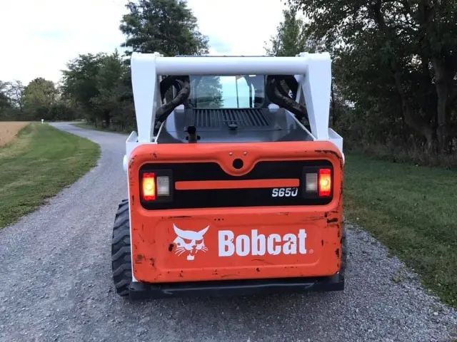 Mini carregadeira Bobcat 2015 (repasse) - Foto 4