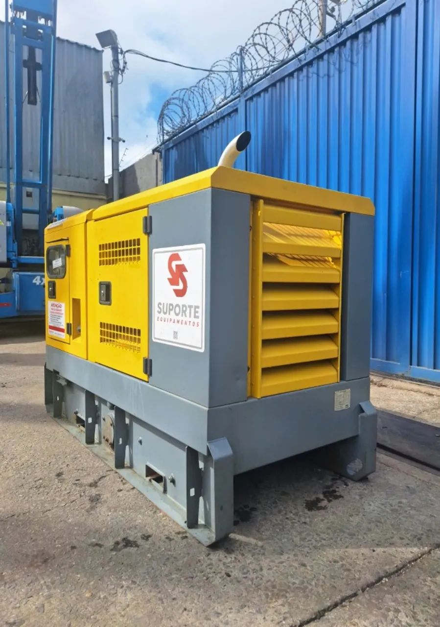 Gerador De Energia Atlas Copco 24KVA Cabinado Silenciado Ano 2014 - Foto 3