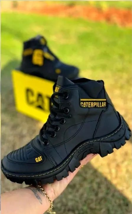 Bota Caterpillar Preta