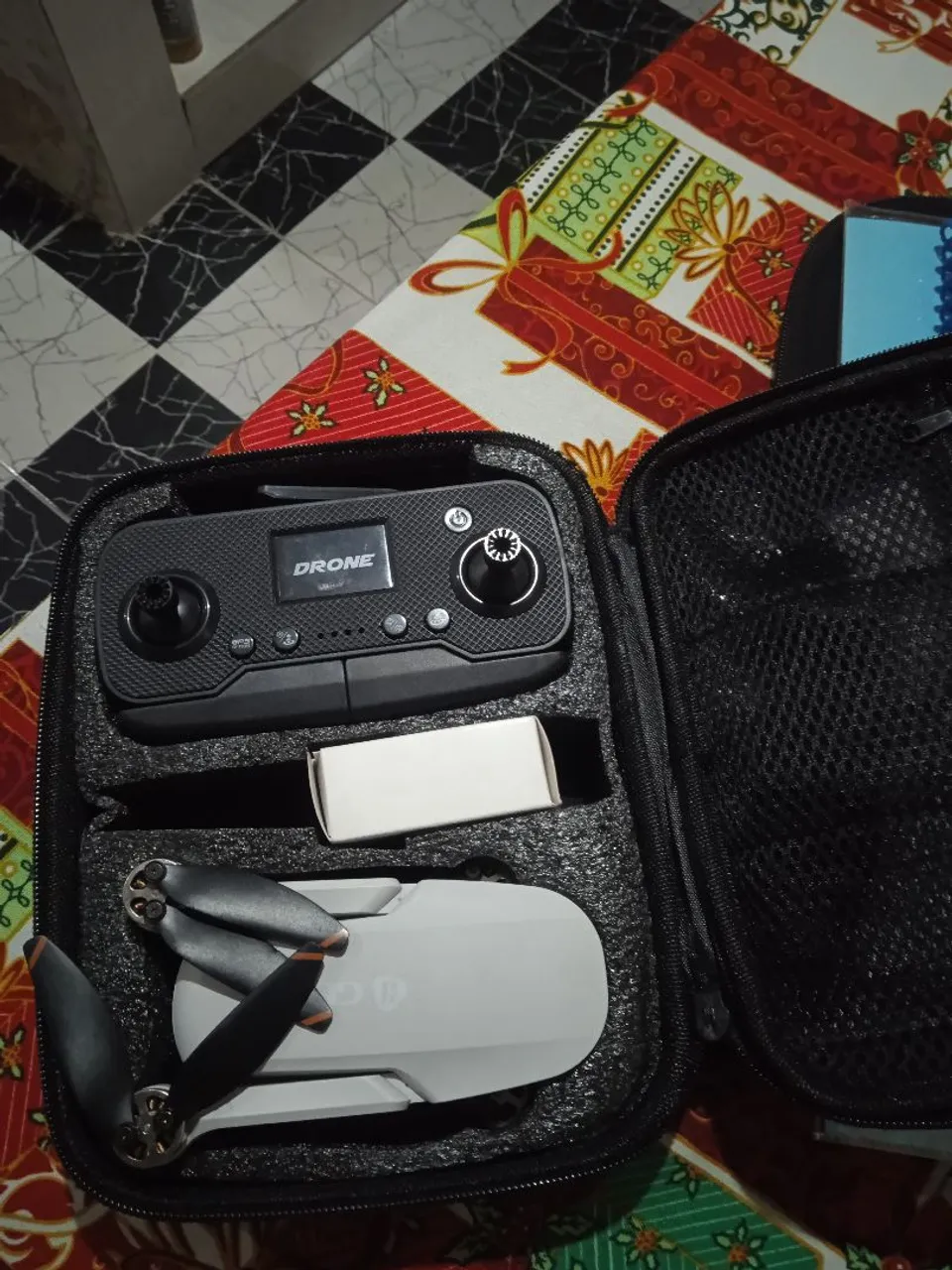 Drone com controle remoto