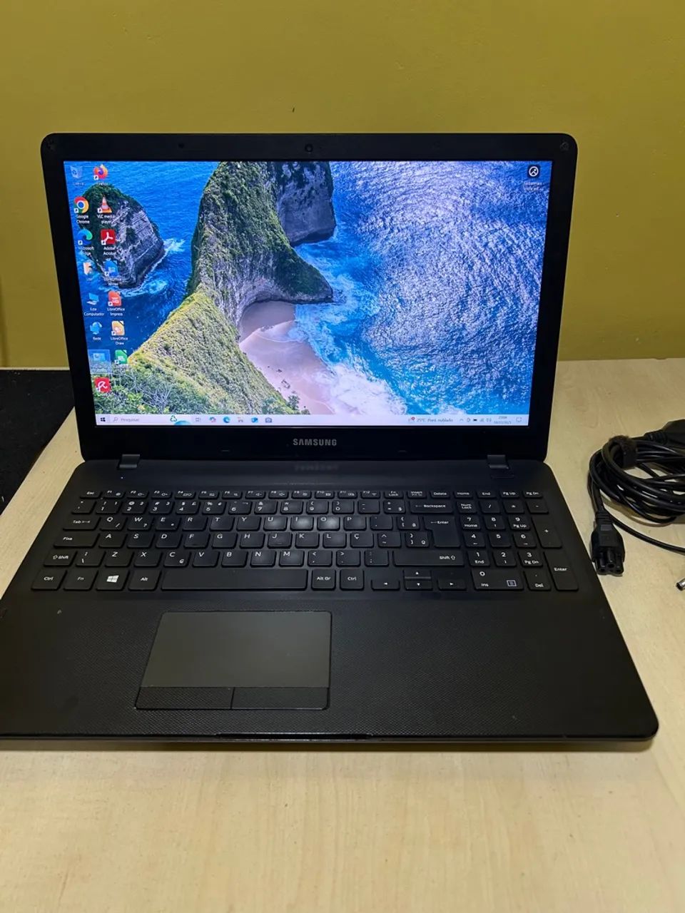 Notebook Samsung NP300E5M - Foto 2