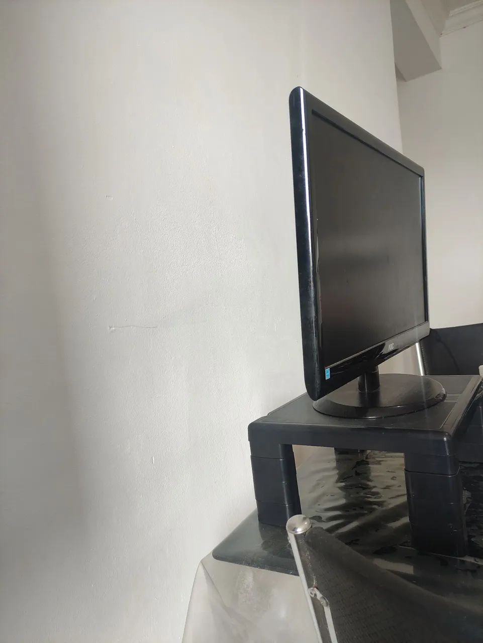 Monitor AOC 22 polegadas, LED, Full HD, funcionamento normal, conservado! - Foto 3