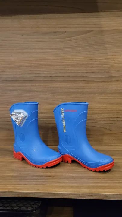 Botas de chuva infantil azul