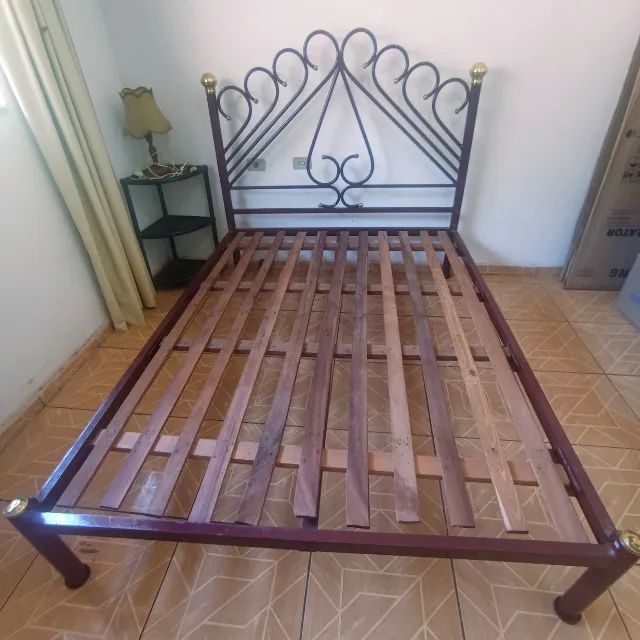 Cama de Ferro Tubular
