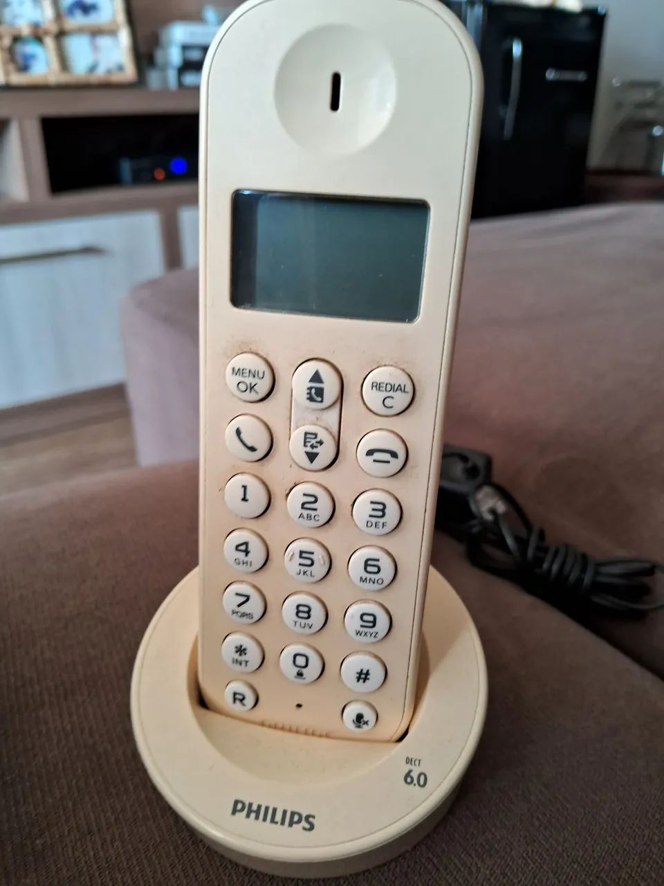 Telefone Fixo Philips modelo D1201w - Sem Fio - Foto 2