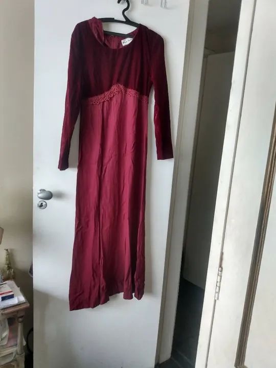 Vestido Longo Vermelho em Veludo