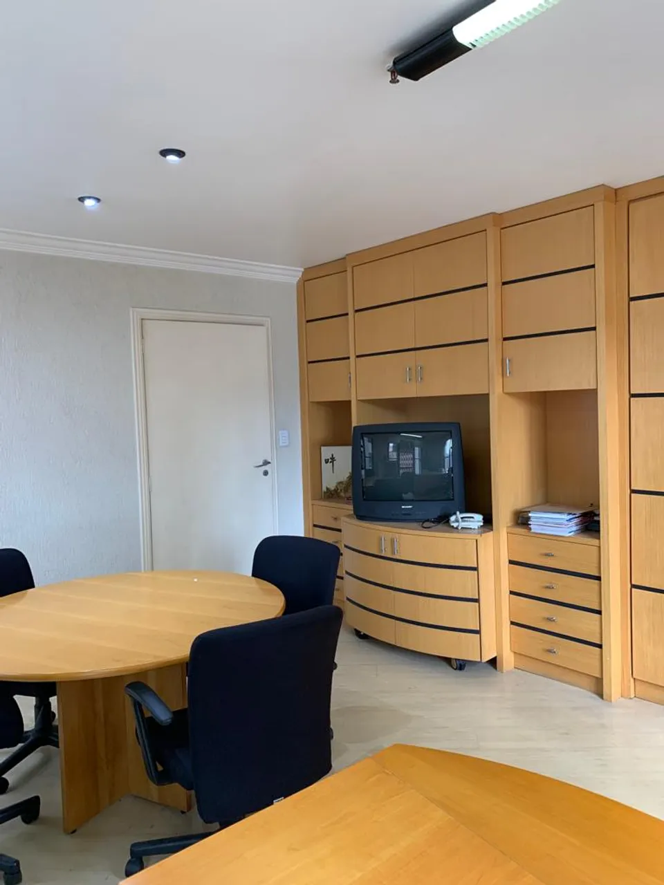 Sala/Escritório para venda ou aluguel no Condomínio Edifício Hyatt em Vila Olímpia - São P