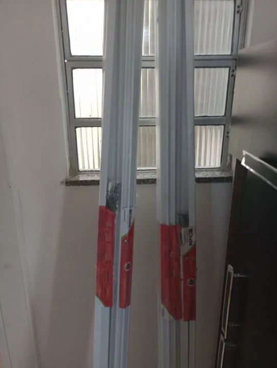 Duas portas novas sanfonada PVC ainda está no prático  - Foto 2